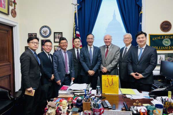 Chairman Chu visit U.S. pro-Taiwan congressmen for Taiwan’s diplomacy and security